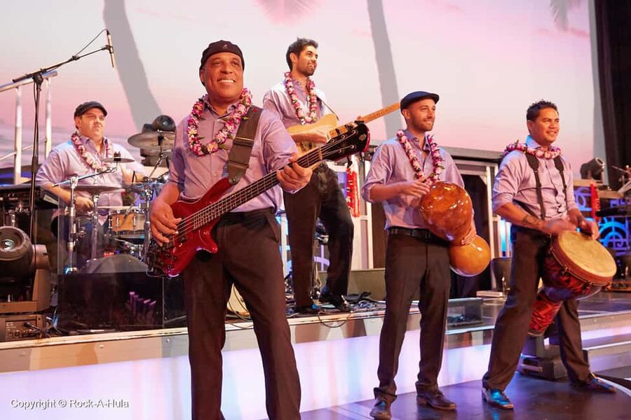 Waikiki: Luau and Buffet w/ optional Rock-A-Hula Show - Who this luau fits best (and who might skip it)