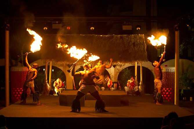 Waikiki Starlight Luau on The Great Lawn-Hilton Hawaiian Village - The program: live music, emcee energy, and a mix of Pacific Island dance