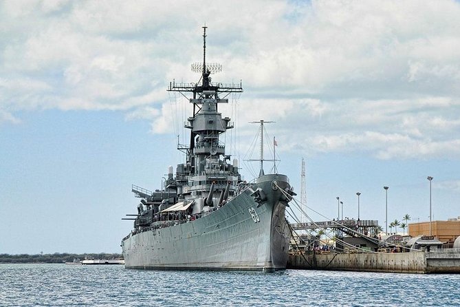 WWII Pearl Harbor Heroes Deluxe Tour - Pearl Harbor Historic Sites Visitor Center: Shore Views to Close the Loop